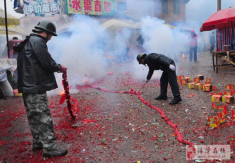 南充春节放鞭炮风俗，传统与现代的独特交融