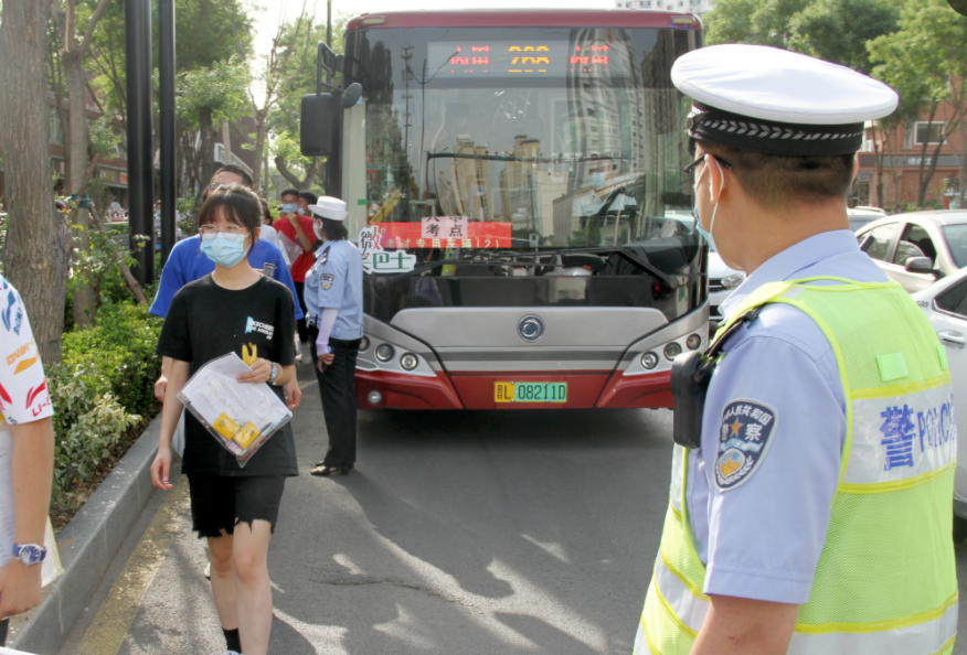 交通事故交警出警处理流程及应对指南